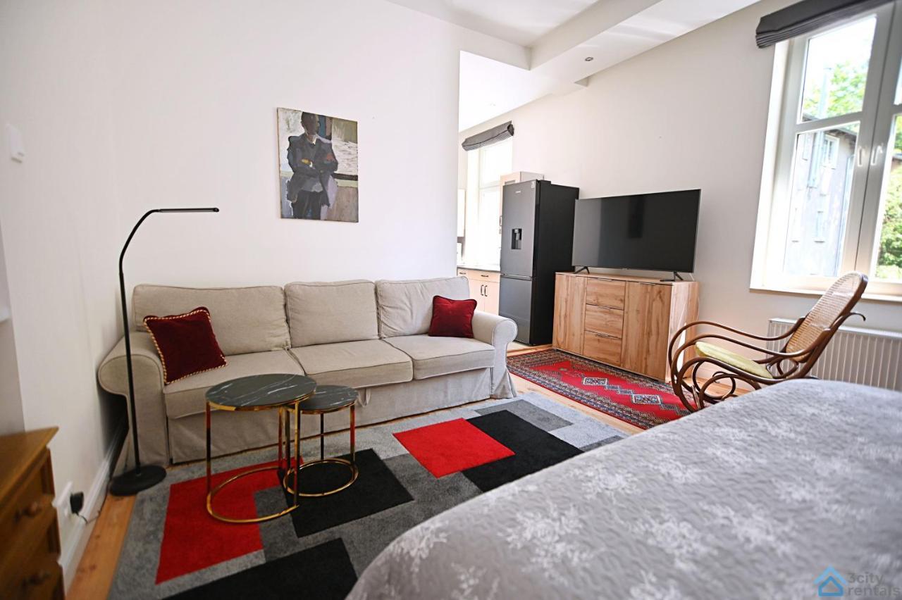 Beige And Red 3City Studio In Sopot With Outdoor Parking By Noclegi Renters Exteriér fotografie
