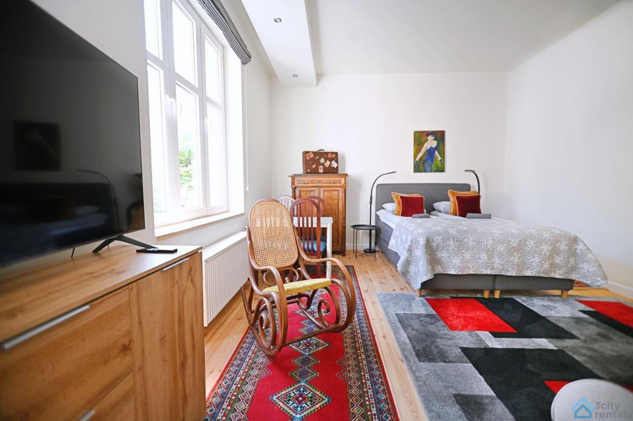Beige And Red 3City Studio In Sopot With Outdoor Parking By Noclegi Renters Exteriér fotografie